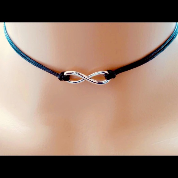 Infinity Captive Leather Choker - Picture 5 of 6